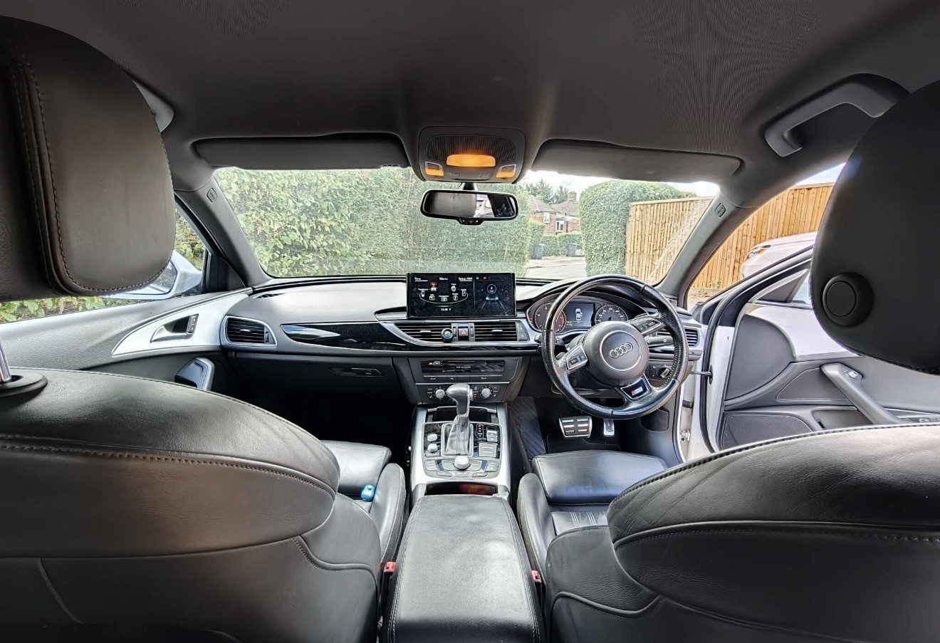 Interior and dashboard